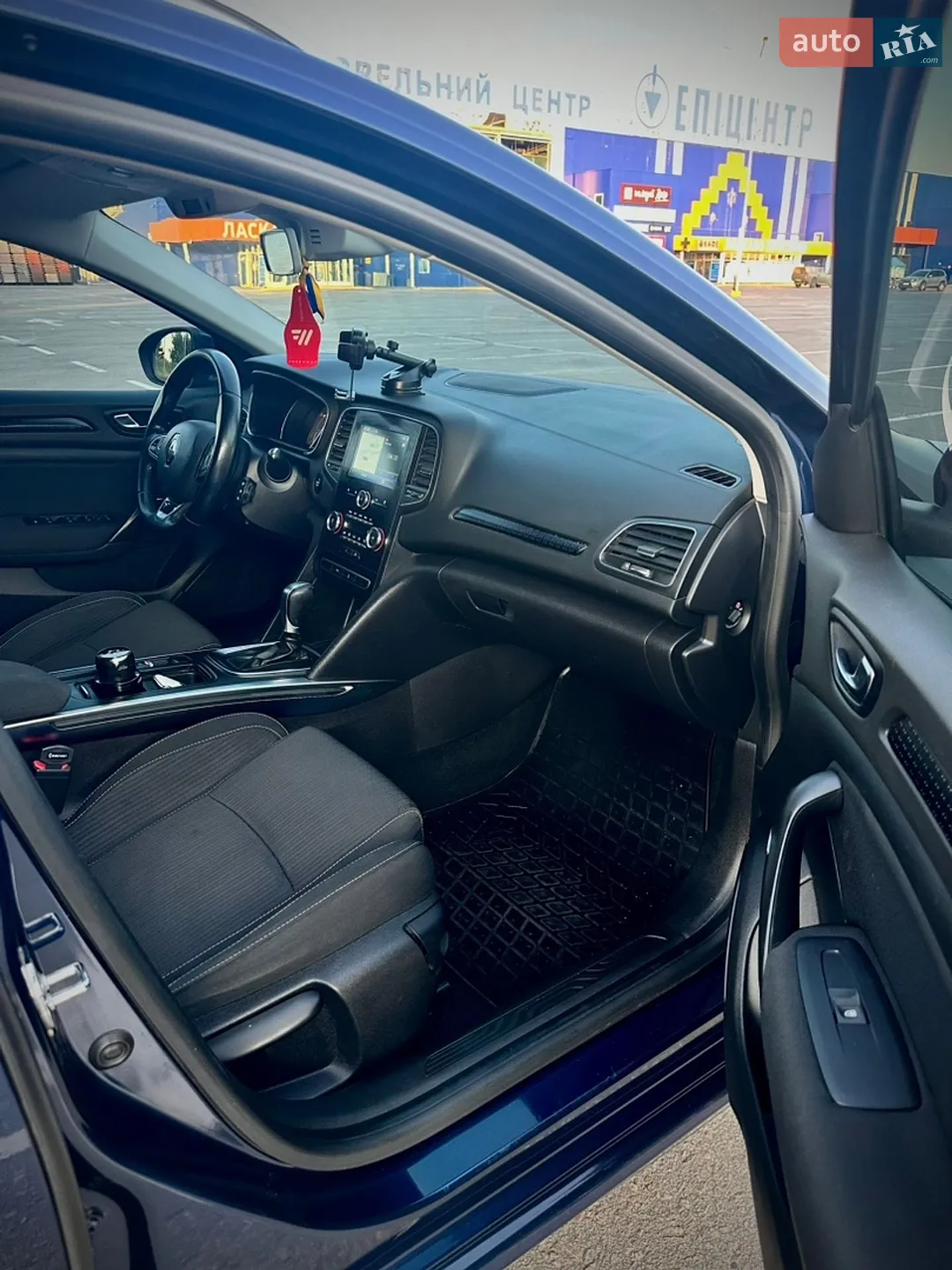 2016 Renault Megane - мініатюра 9