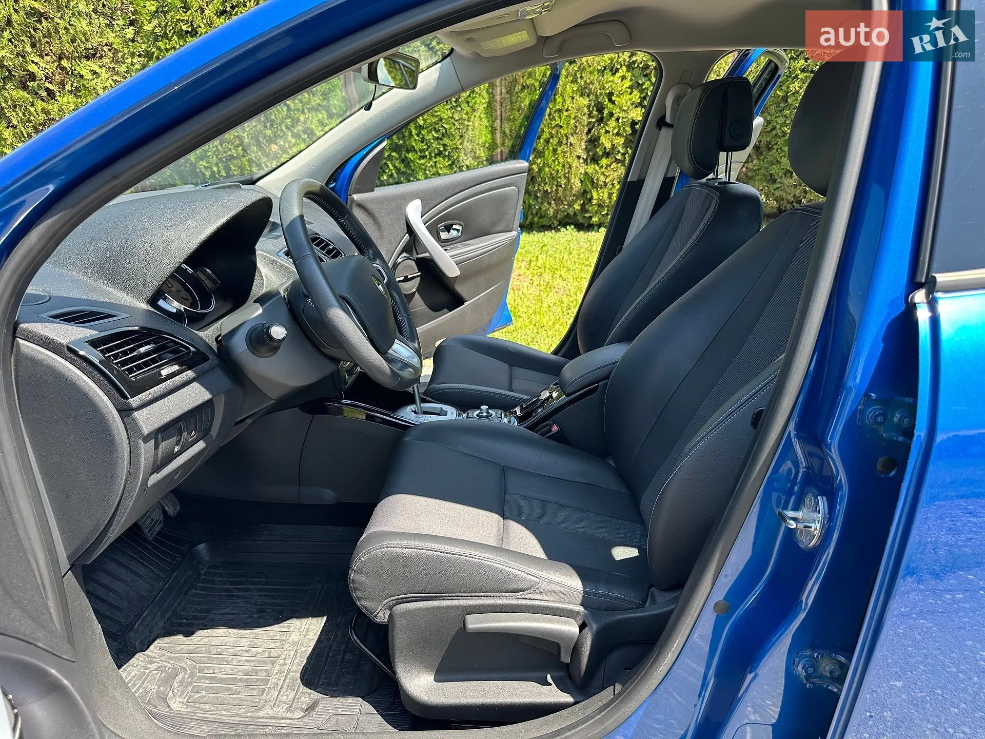 2011 Renault Megane - мініатюра 13