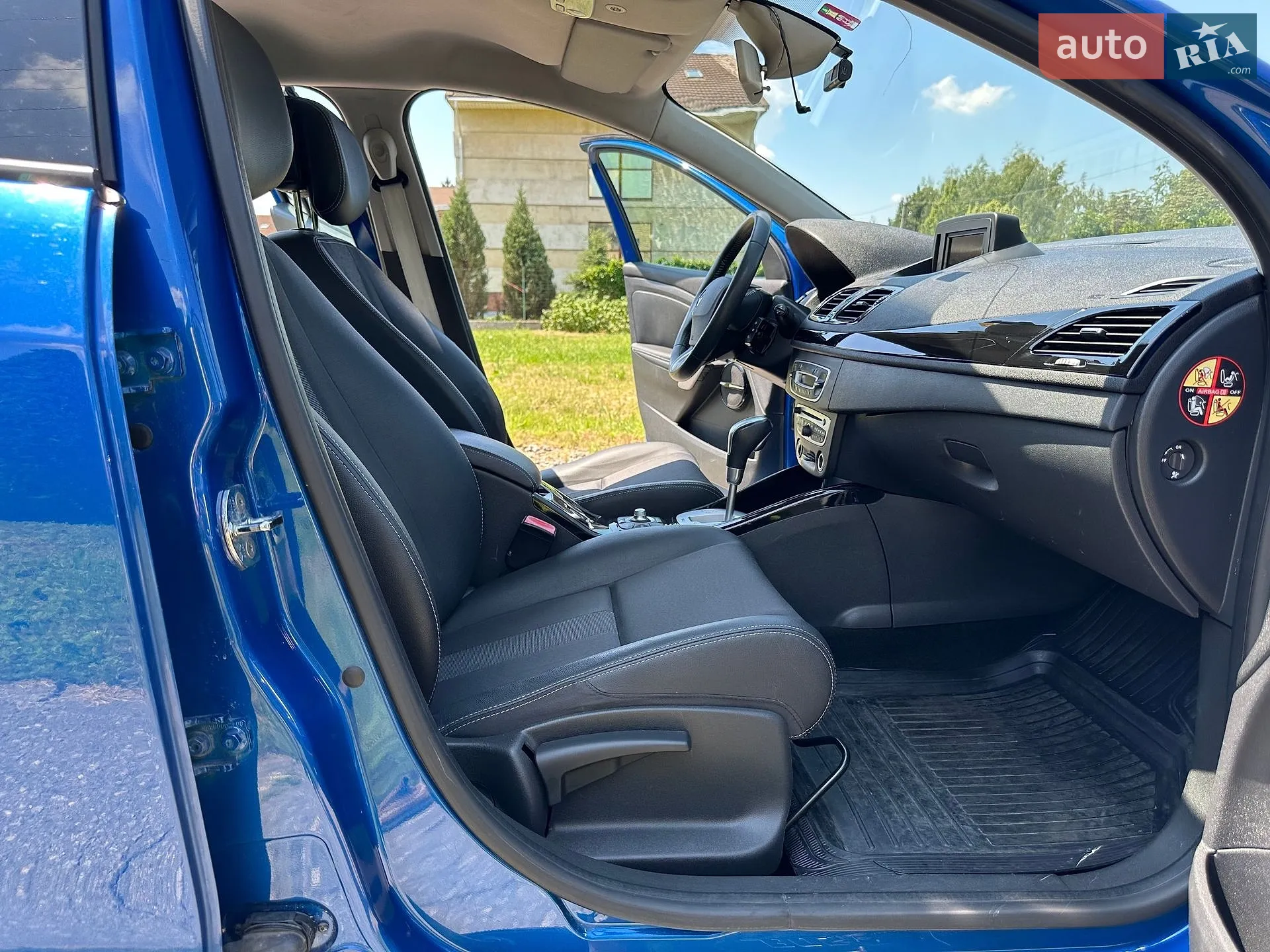 2011 Renault Megane - мініатюра 29