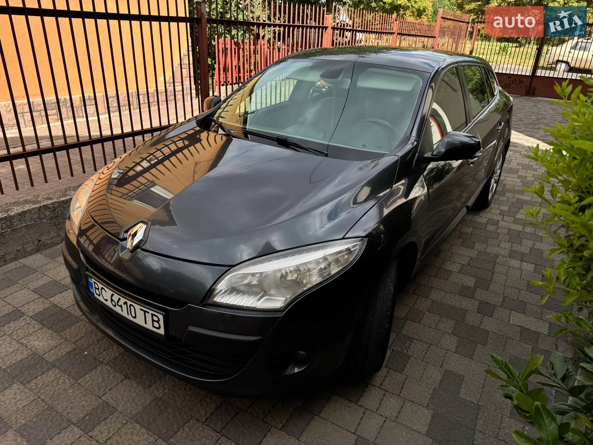 2010 Renault Megane - мініатюра 3