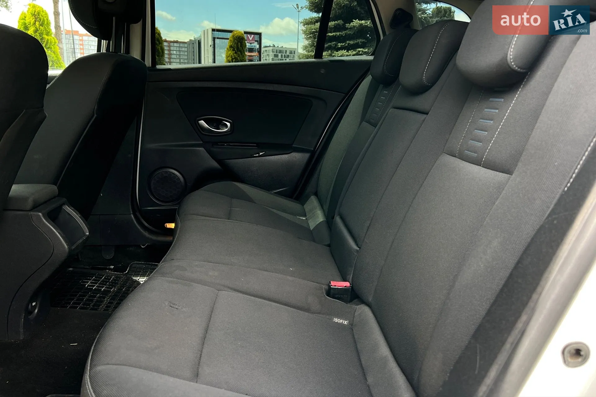 2010 Renault Megane - мініатюра 20