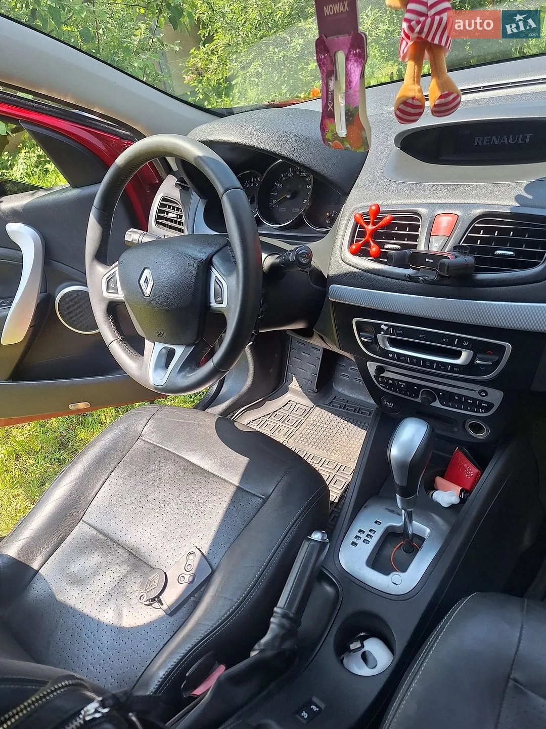 2010 Renault Megane - мініатюра 2