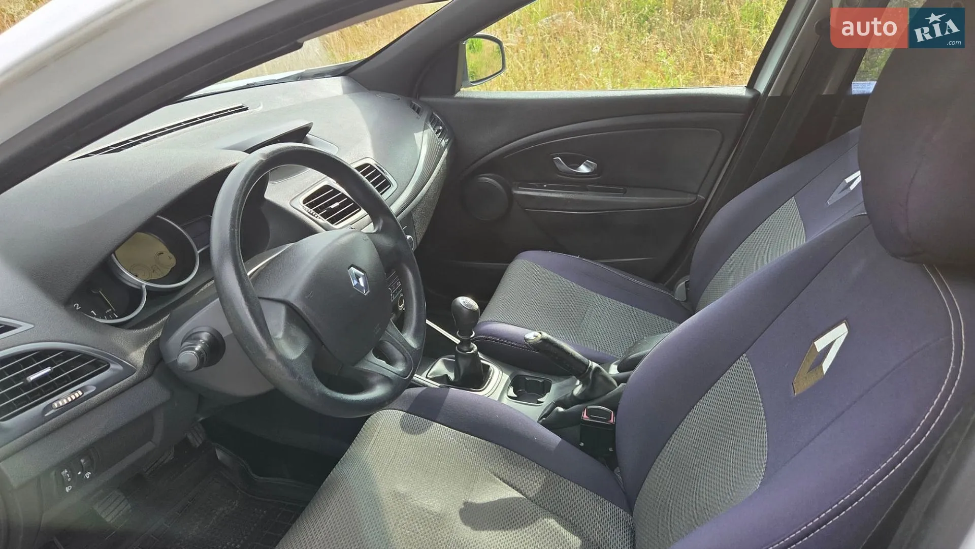 2010 Renault Megane - мініатюра 8