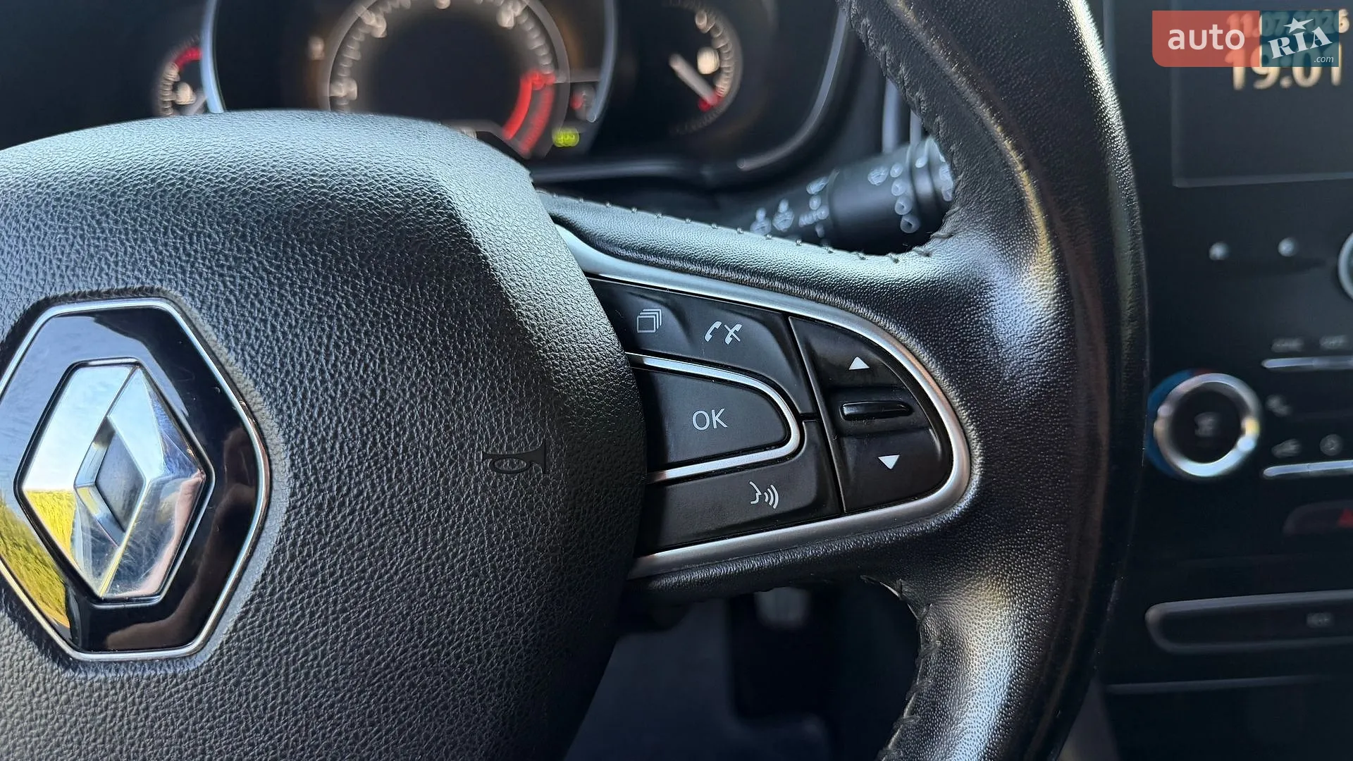 2016 Renault Megane - мініатюра 25