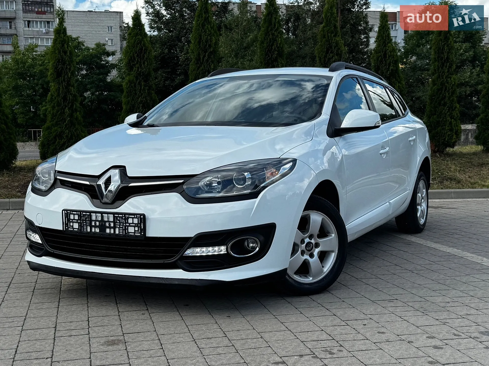 2015 Renault Megane - мініатюра 9