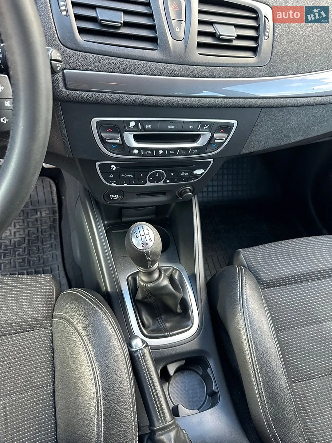 2012 Renault Megane - мініатюра 11