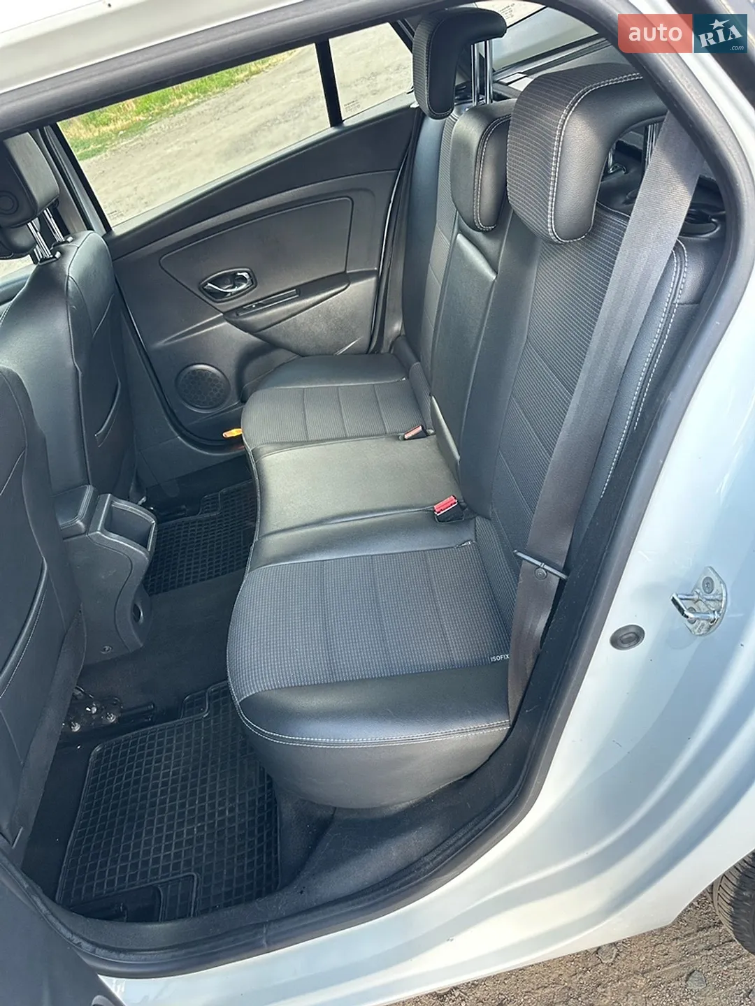 2012 Renault Megane - мініатюра 13