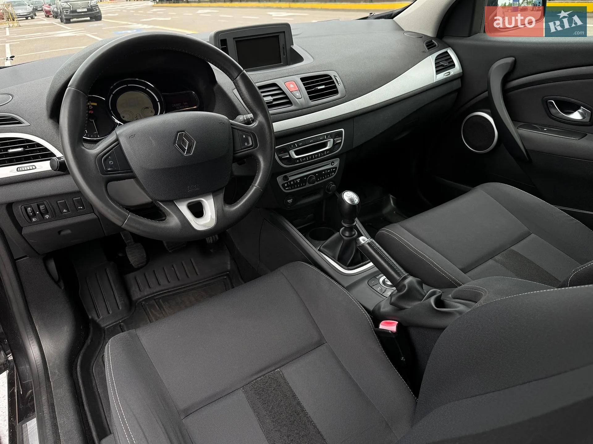 2010 Renault Megane - мініатюра 20