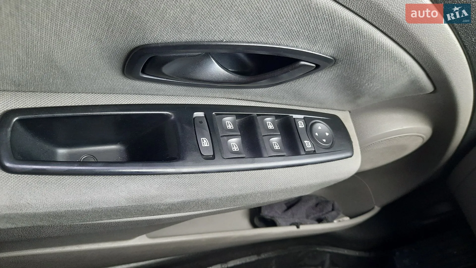 2011 Renault Megane - мініатюра 21