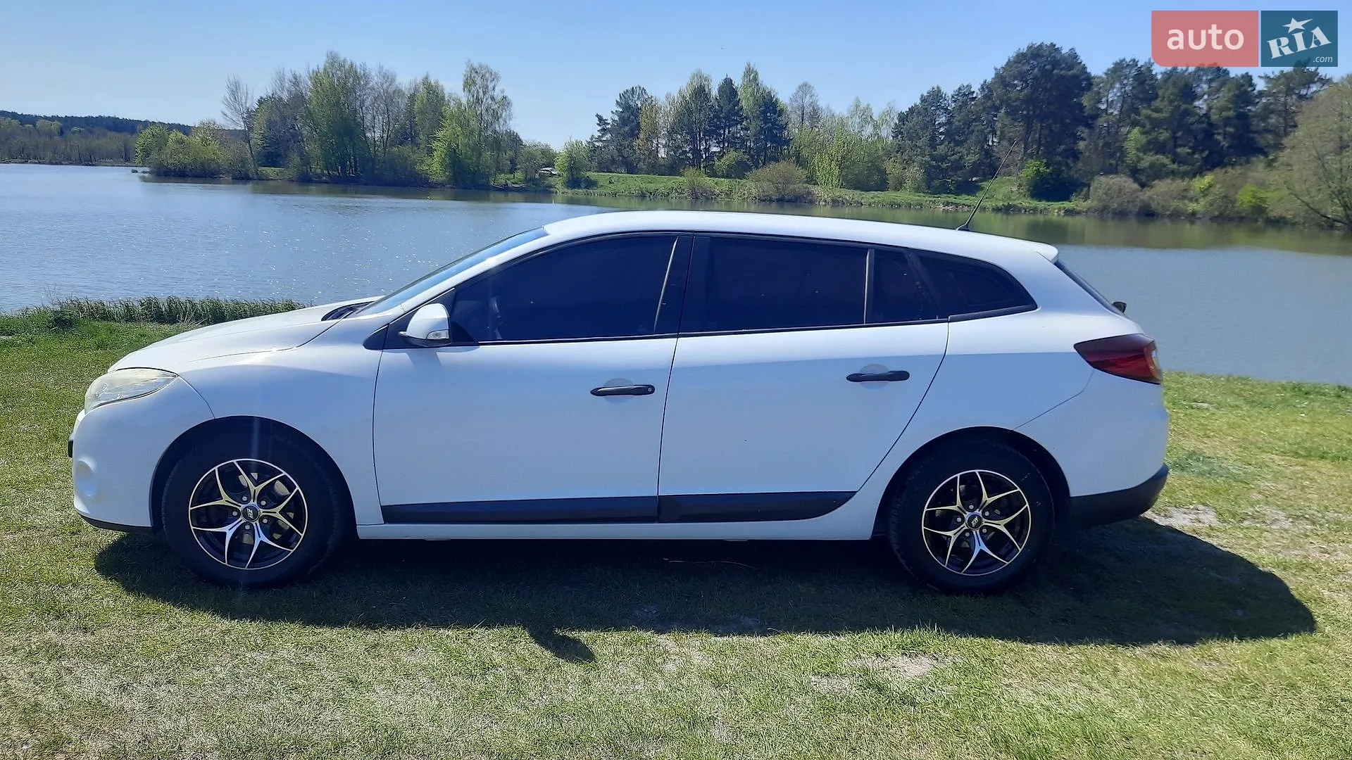 2011 Renault Megane - мініатюра 22