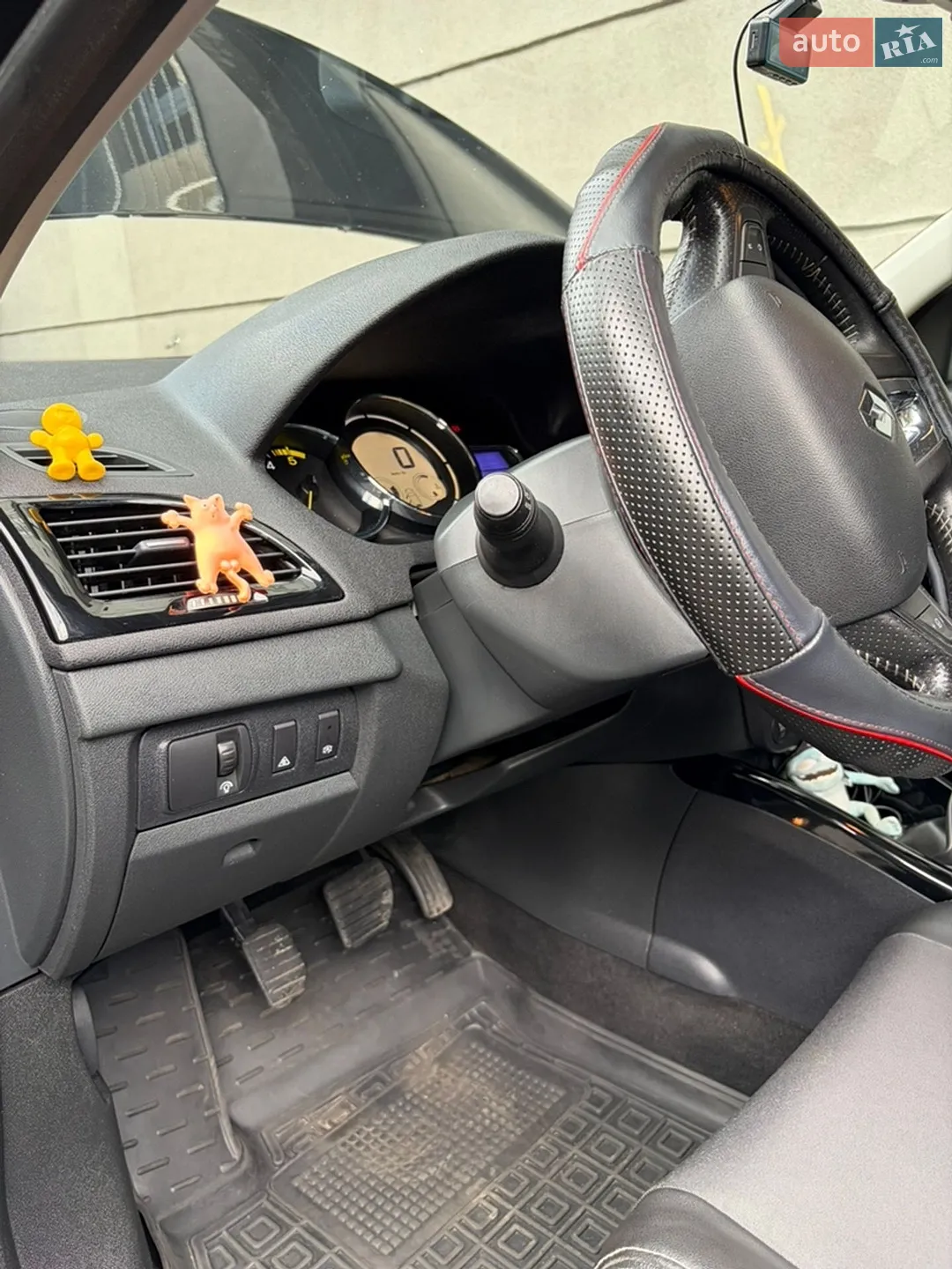 2013 Renault Megane - мініатюра 24