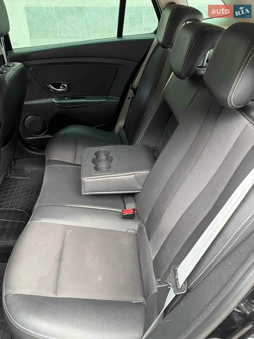 2013 Renault Megane - мініатюра 28