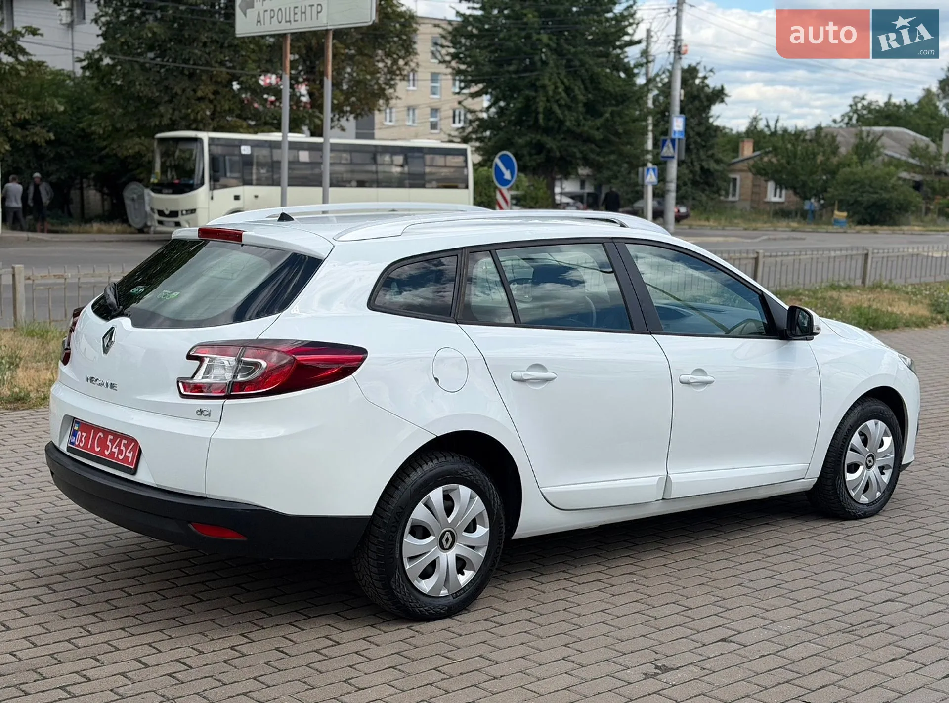 2014 Renault Megane - мініатюра 10