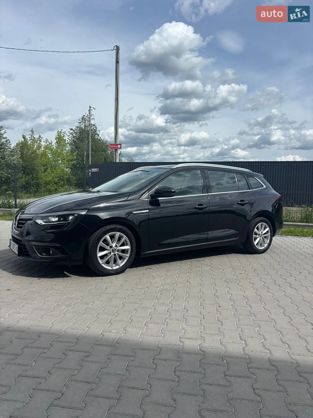 2017 Renault Megane - мініатюра 2