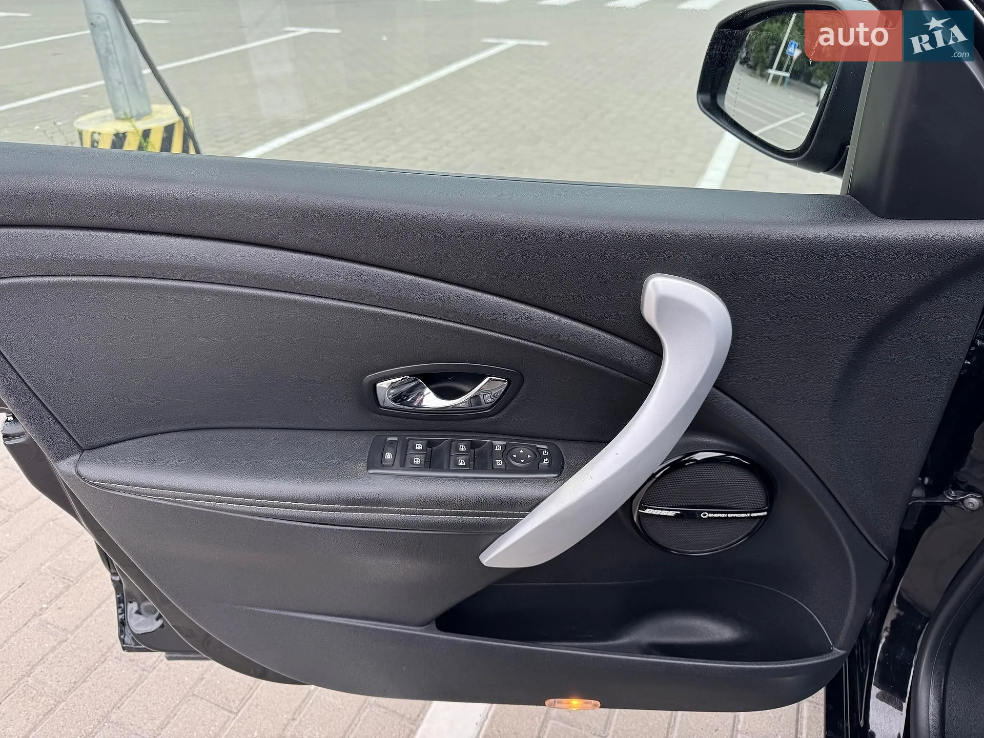 2012 Renault Megane - мініатюра 12