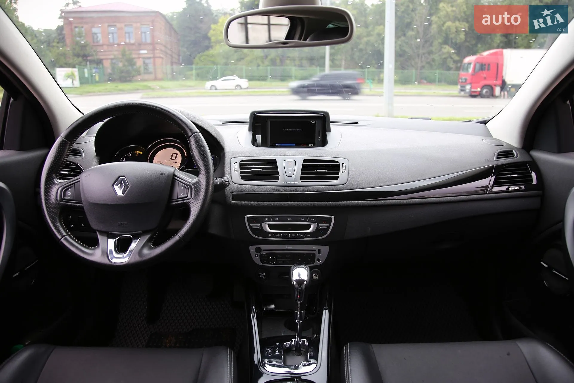 2013 Renault Megane - мініатюра 11