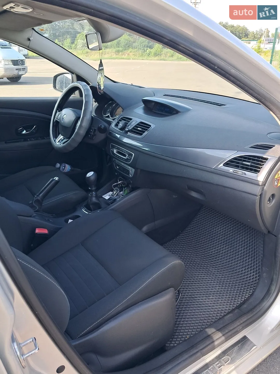 2015 Renault Megane - мініатюра 19