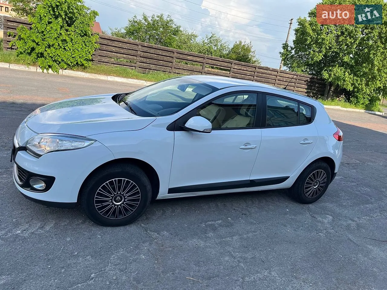 2013 Renault Megane - мініатюра 9