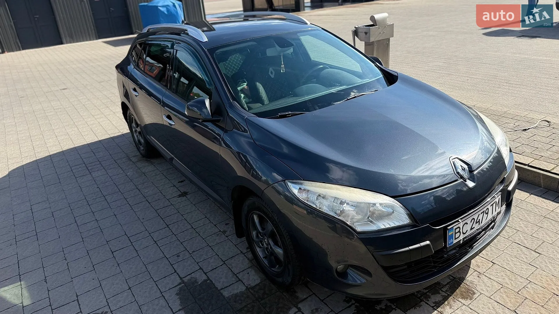 2010 Renault Megane - мініатюра 2
