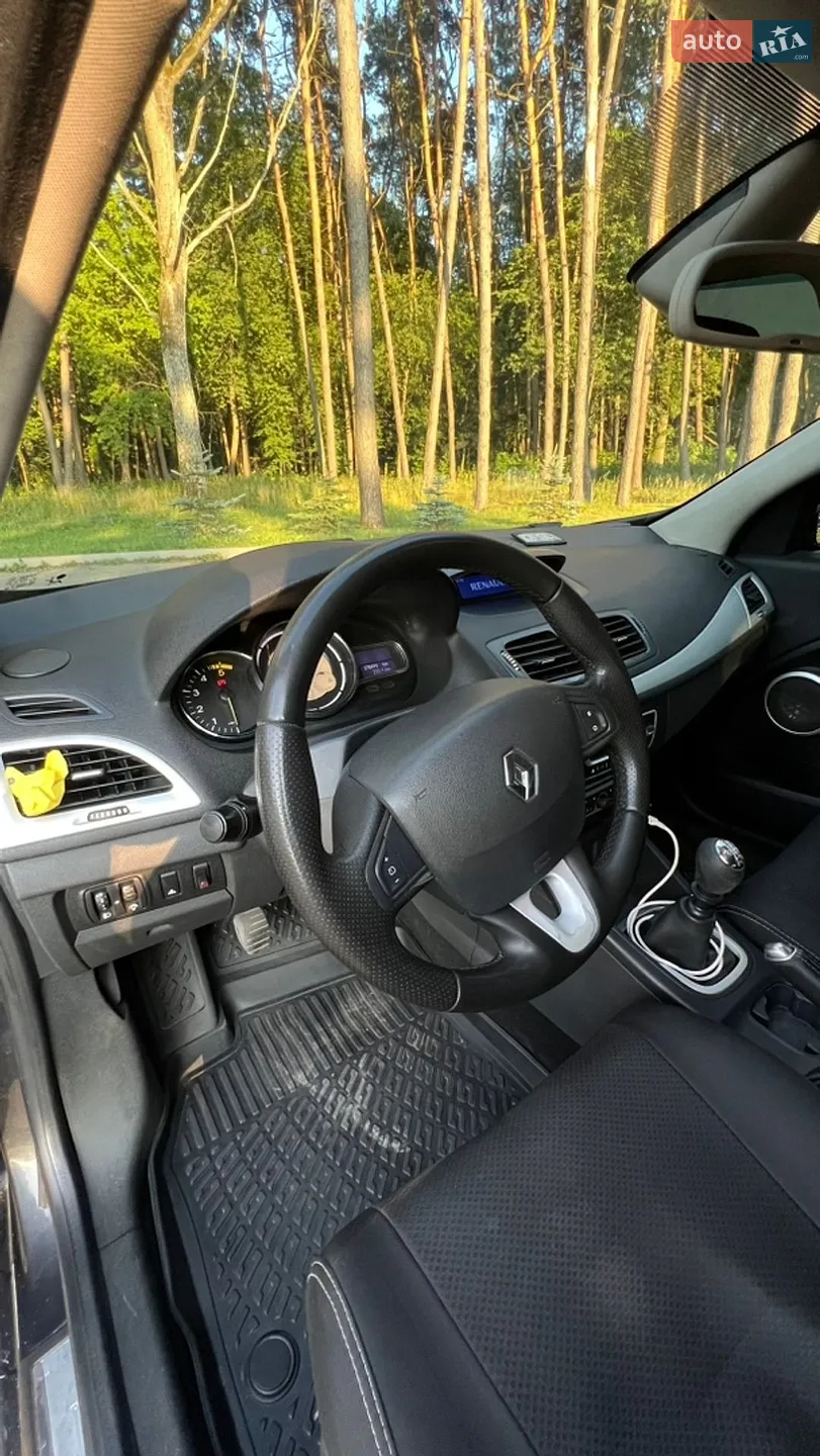 2010 Renault Megane - мініатюра 13