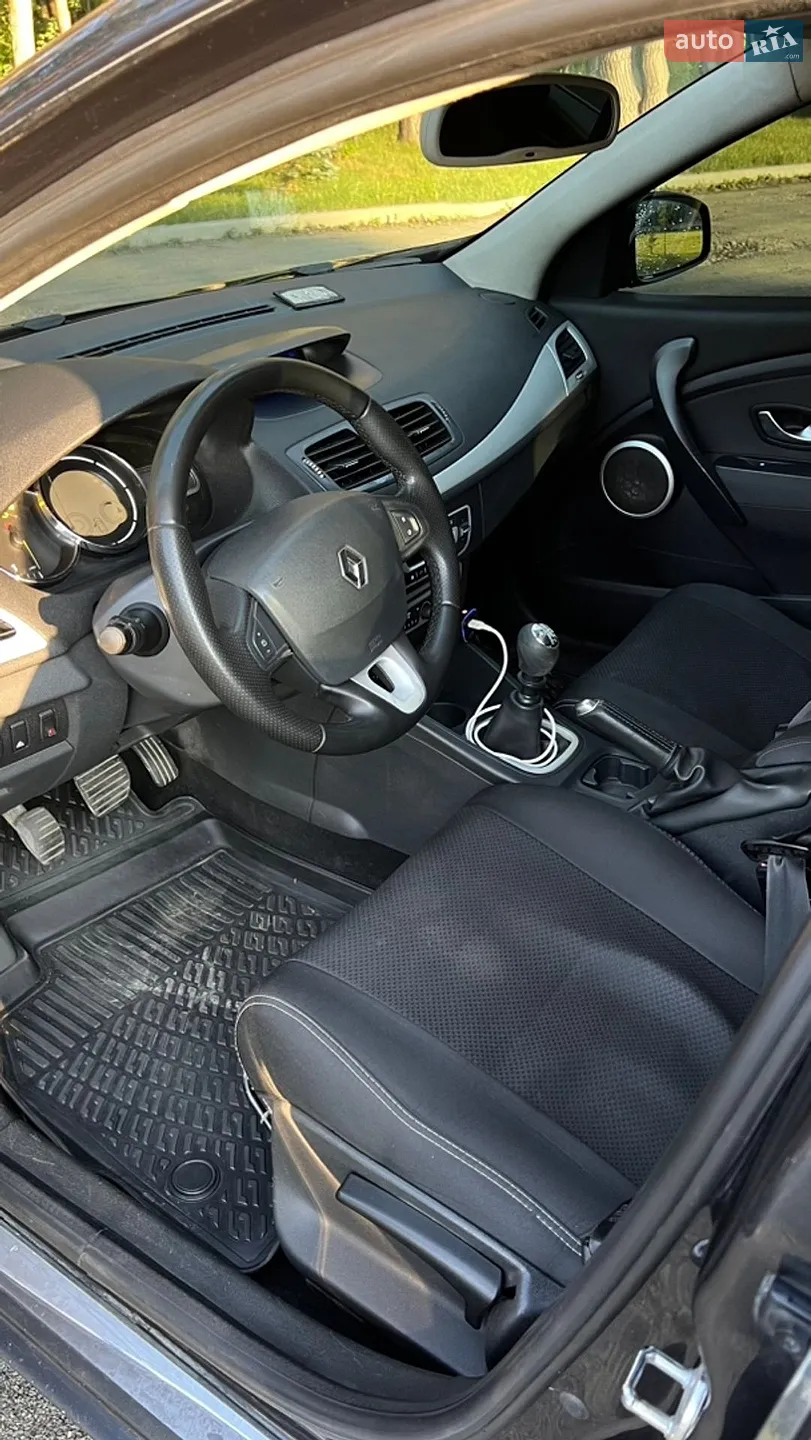 2010 Renault Megane - мініатюра 10