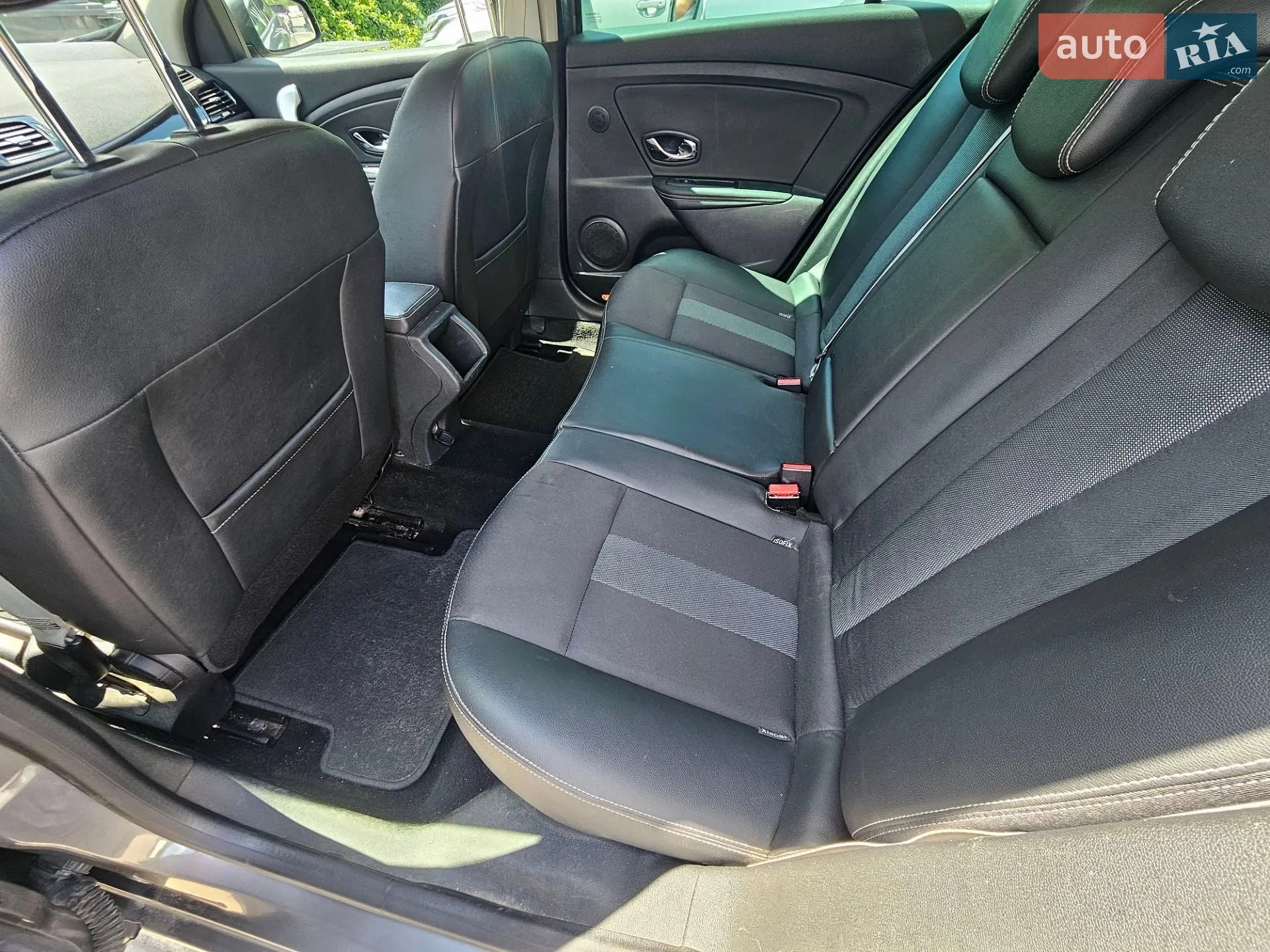 2011 Renault Megane - мініатюра 16