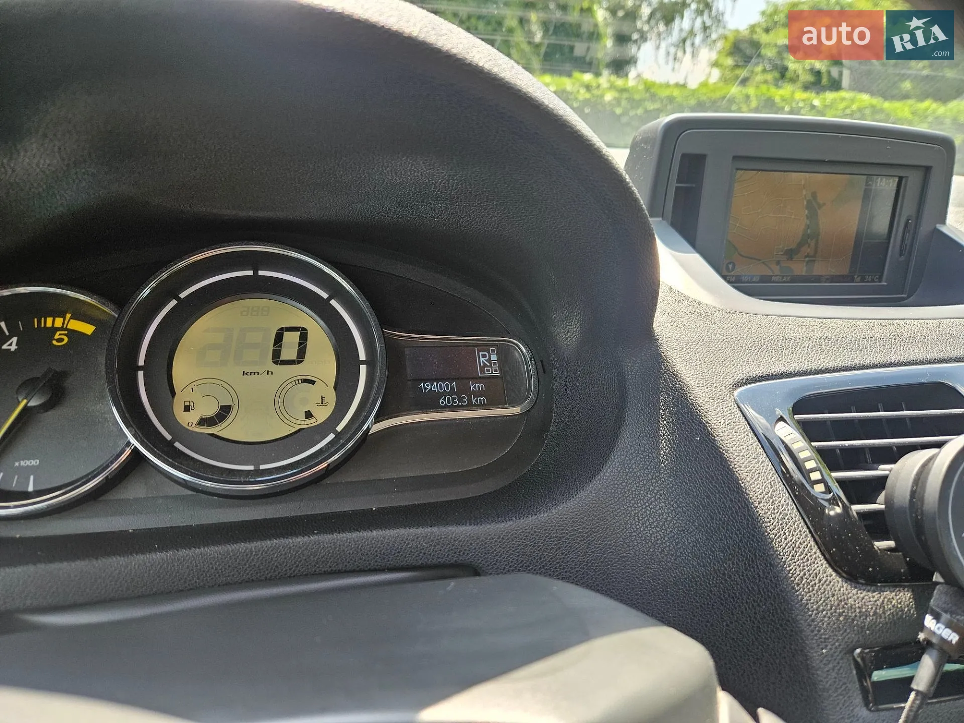 2011 Renault Megane - мініатюра 26