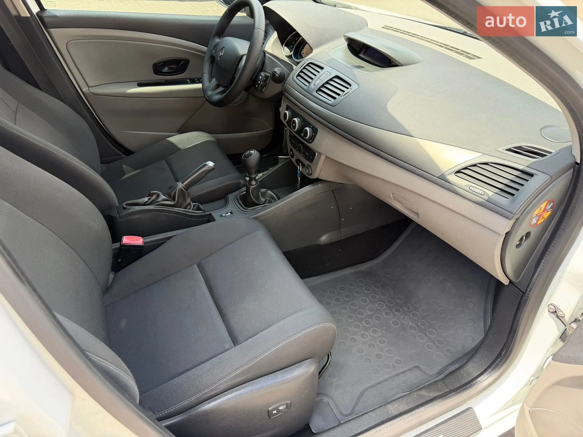 2011 Renault Megane - мініатюра 49