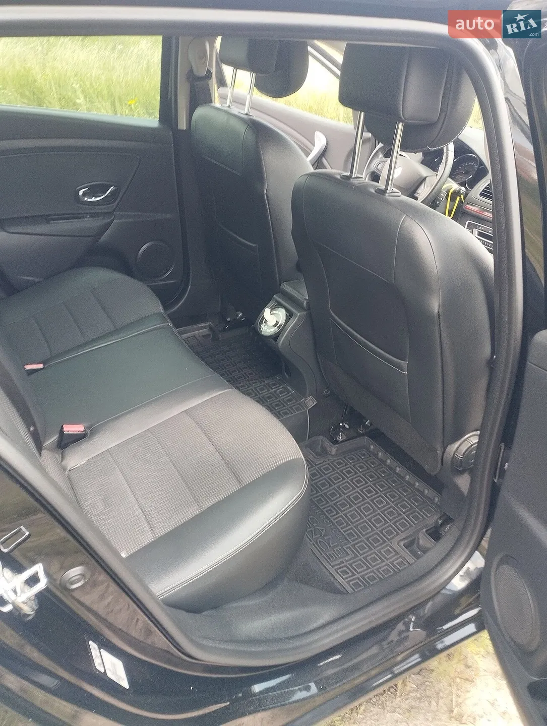 2013 Renault Megane - мініатюра 12