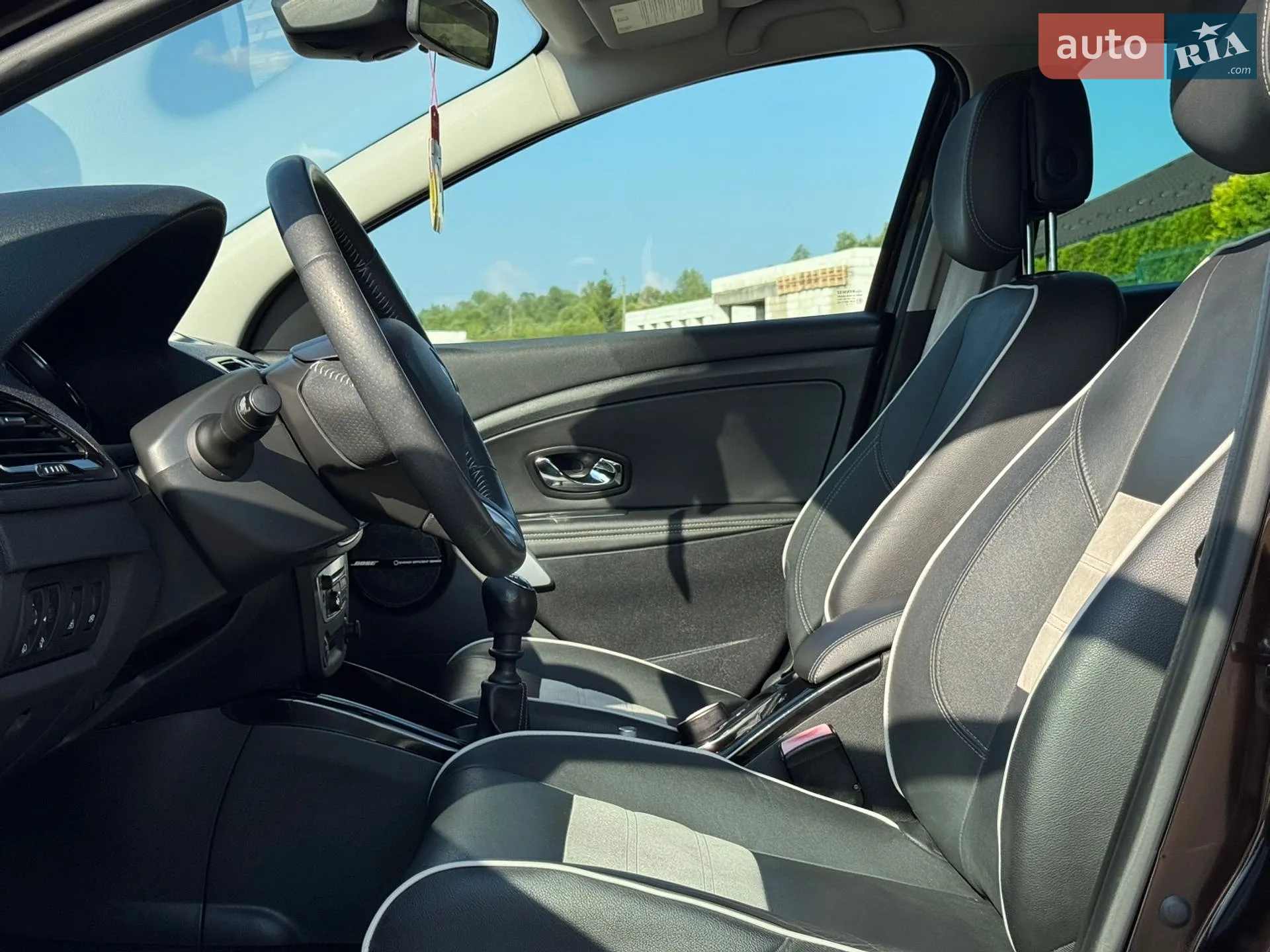 2012 Renault Megane - мініатюра 41