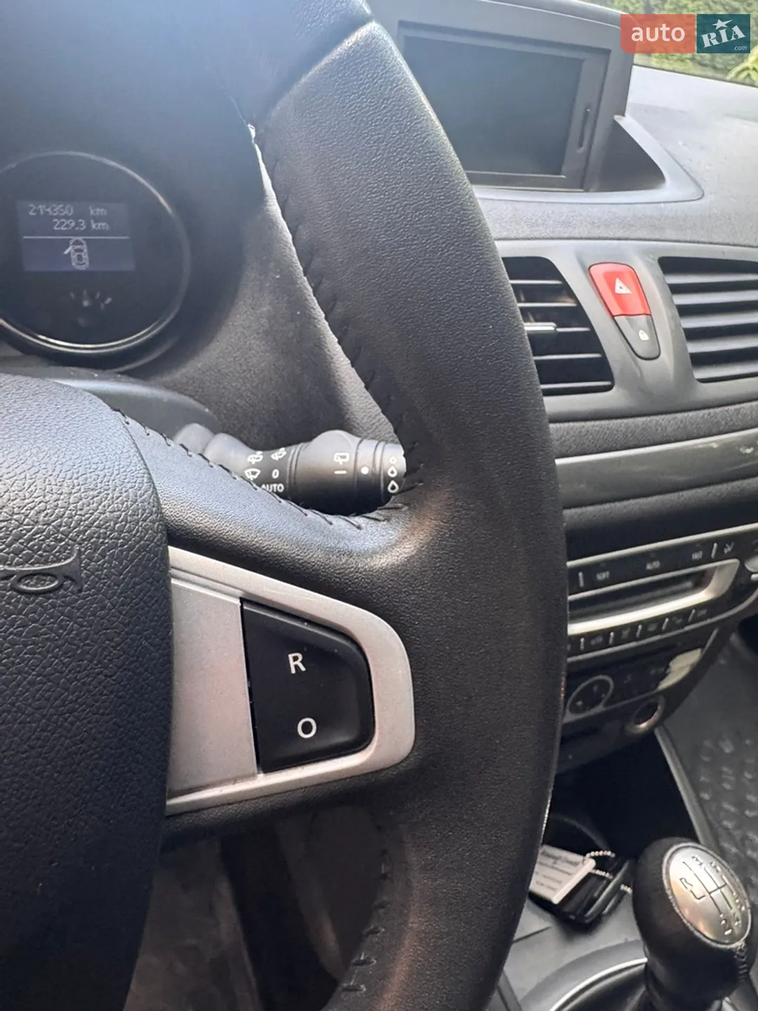 2012 Renault Megane - мініатюра 29