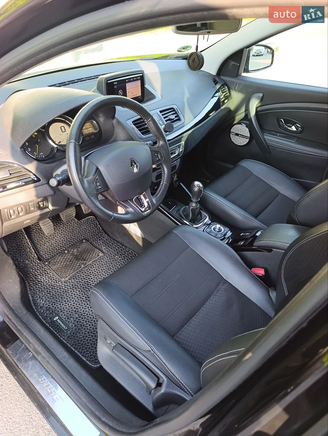 2016 Renault Megane - мініатюра 13
