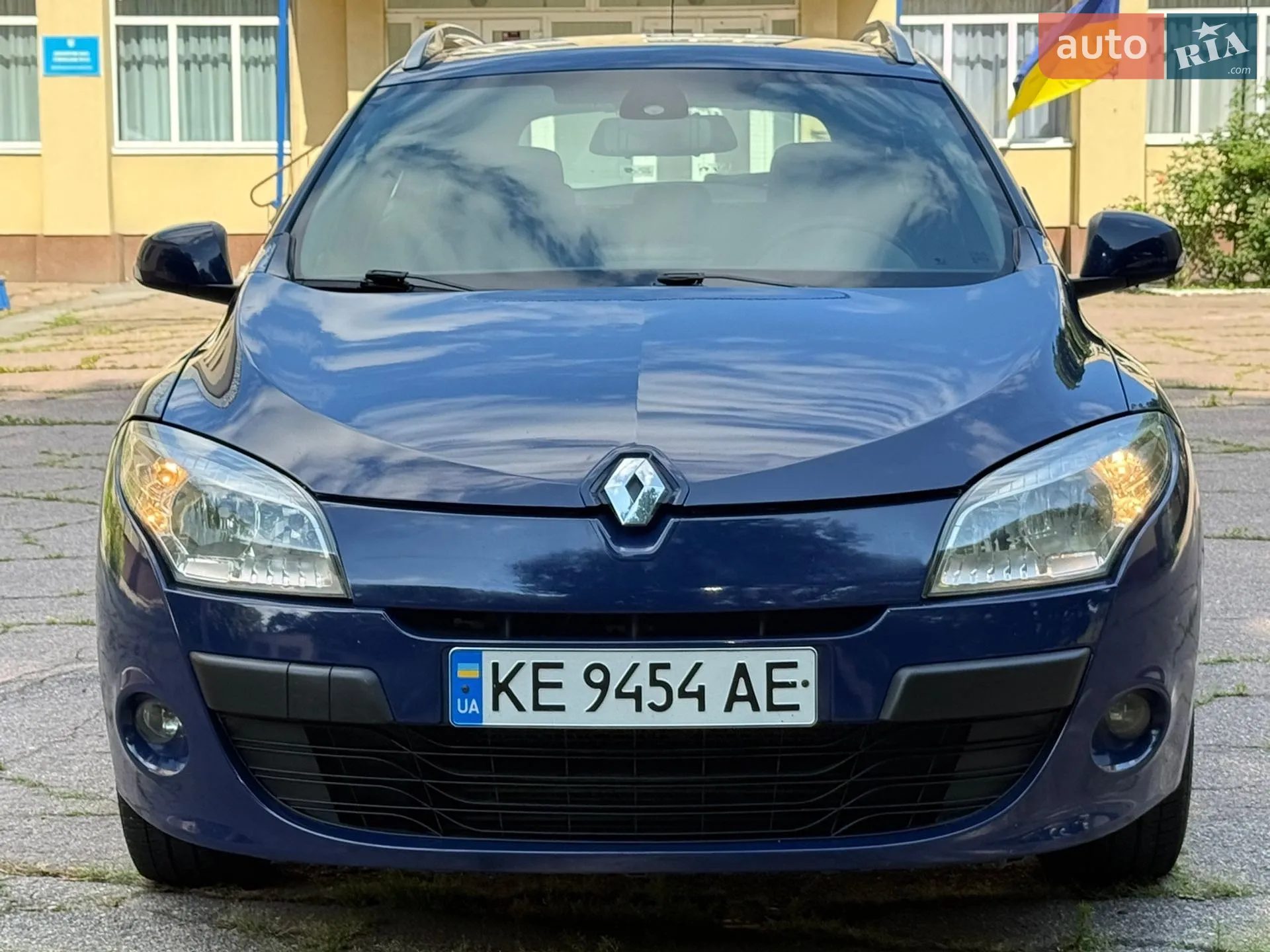 2010 Renault Megane - мініатюра 3