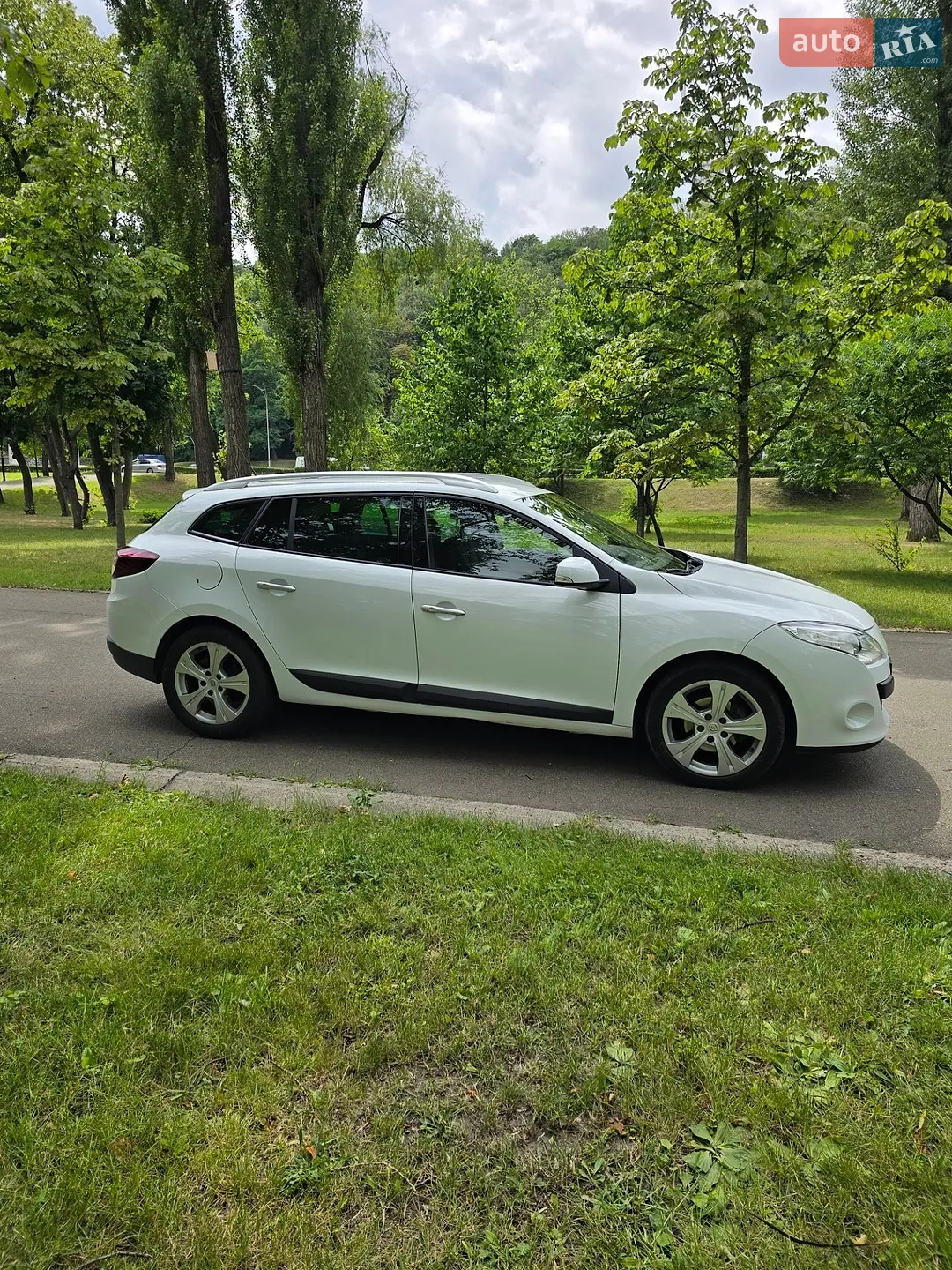 2010 Renault Megane - мініатюра 6