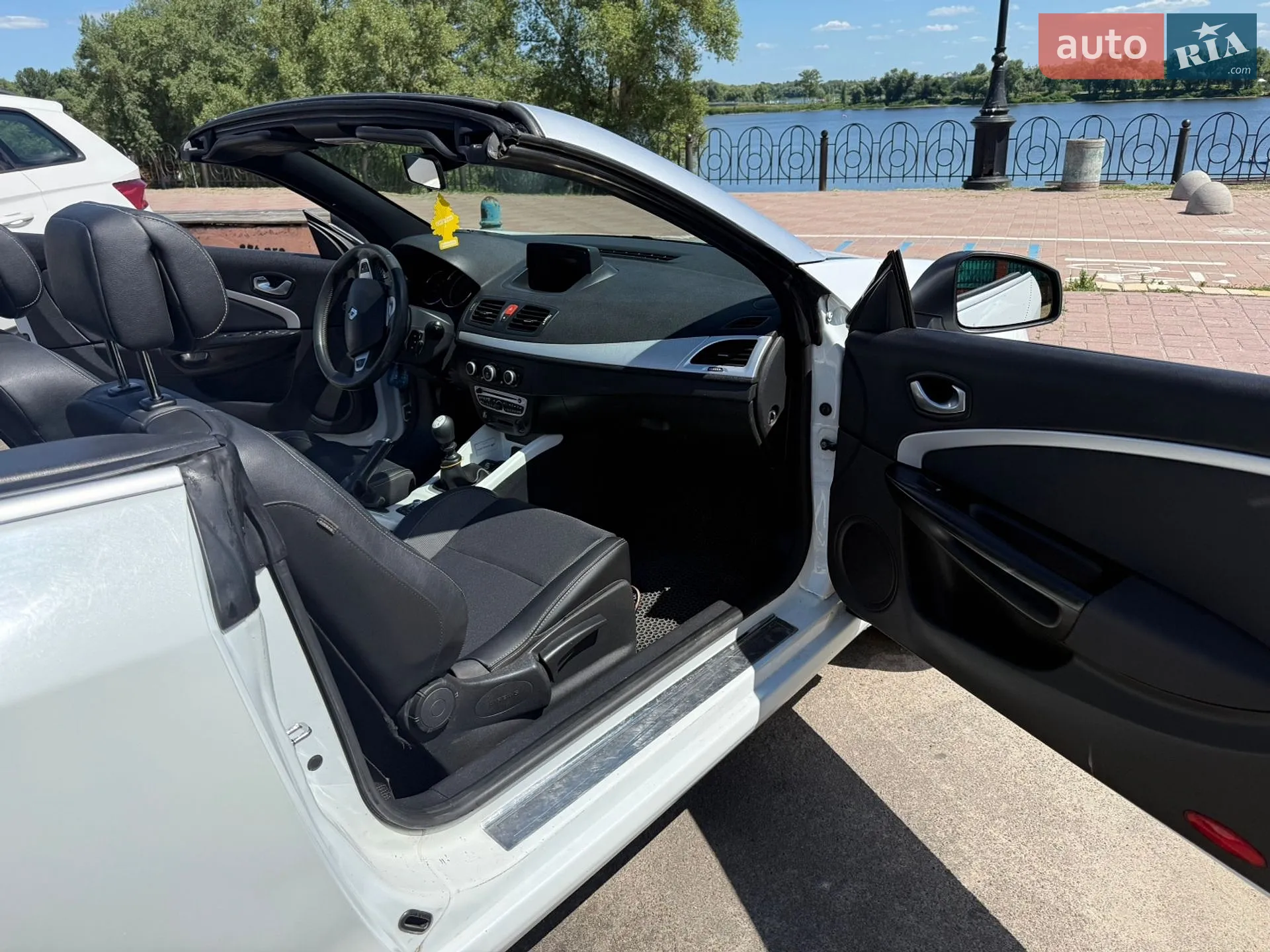 2011 Renault Megane - мініатюра 14