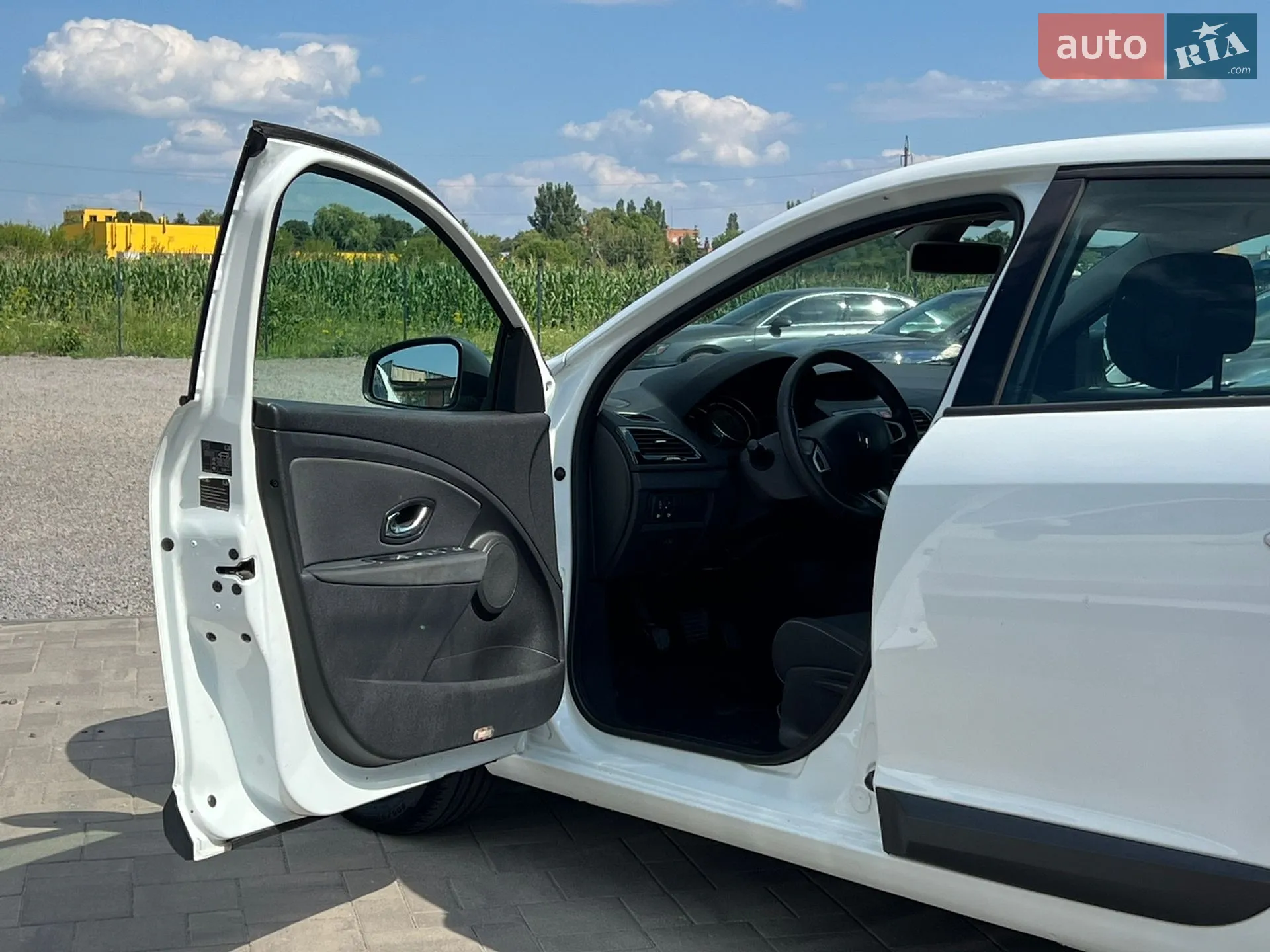 2011 Renault Megane - мініатюра 13