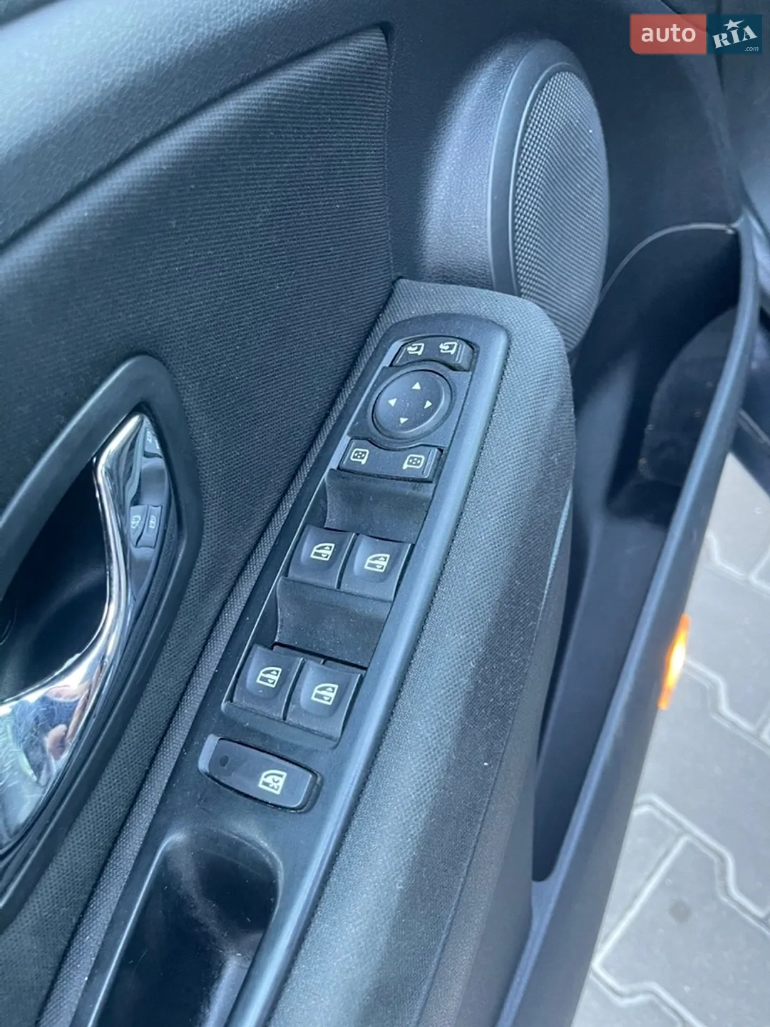 2012 Renault Megane - мініатюра 10