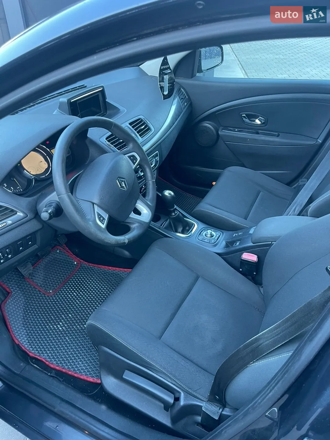 2012 Renault Megane - мініатюра 12