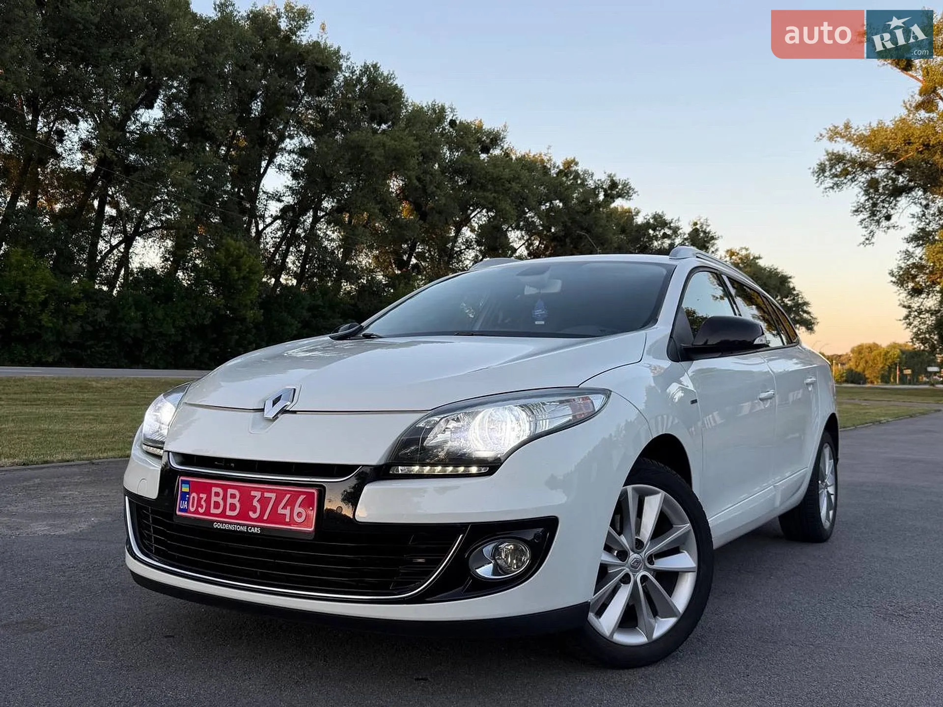 2012 Renault Megane - мініатюра 2