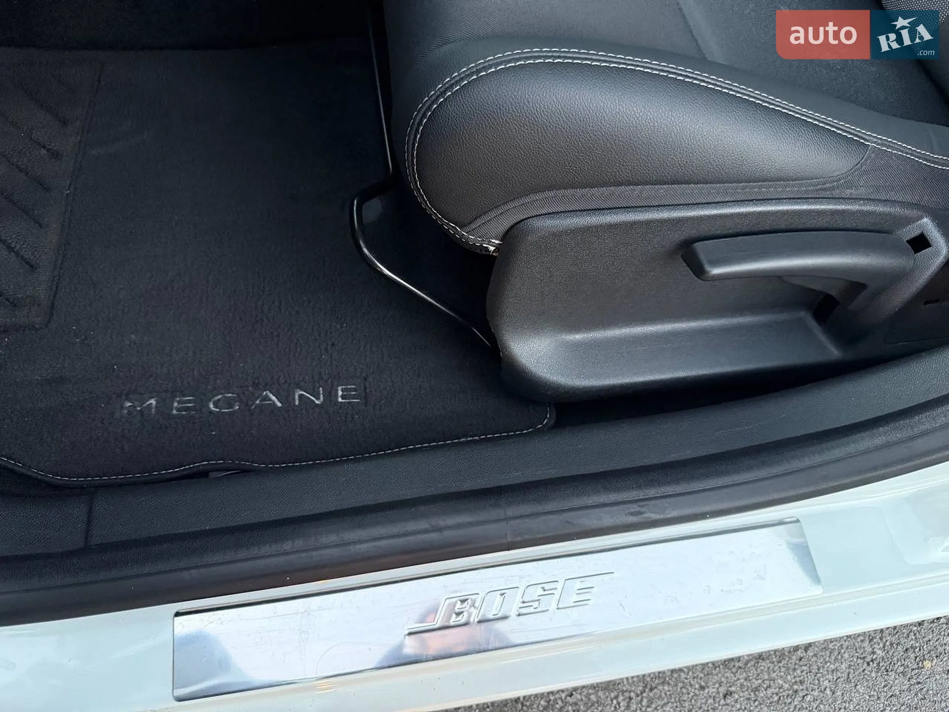 2012 Renault Megane - мініатюра 32