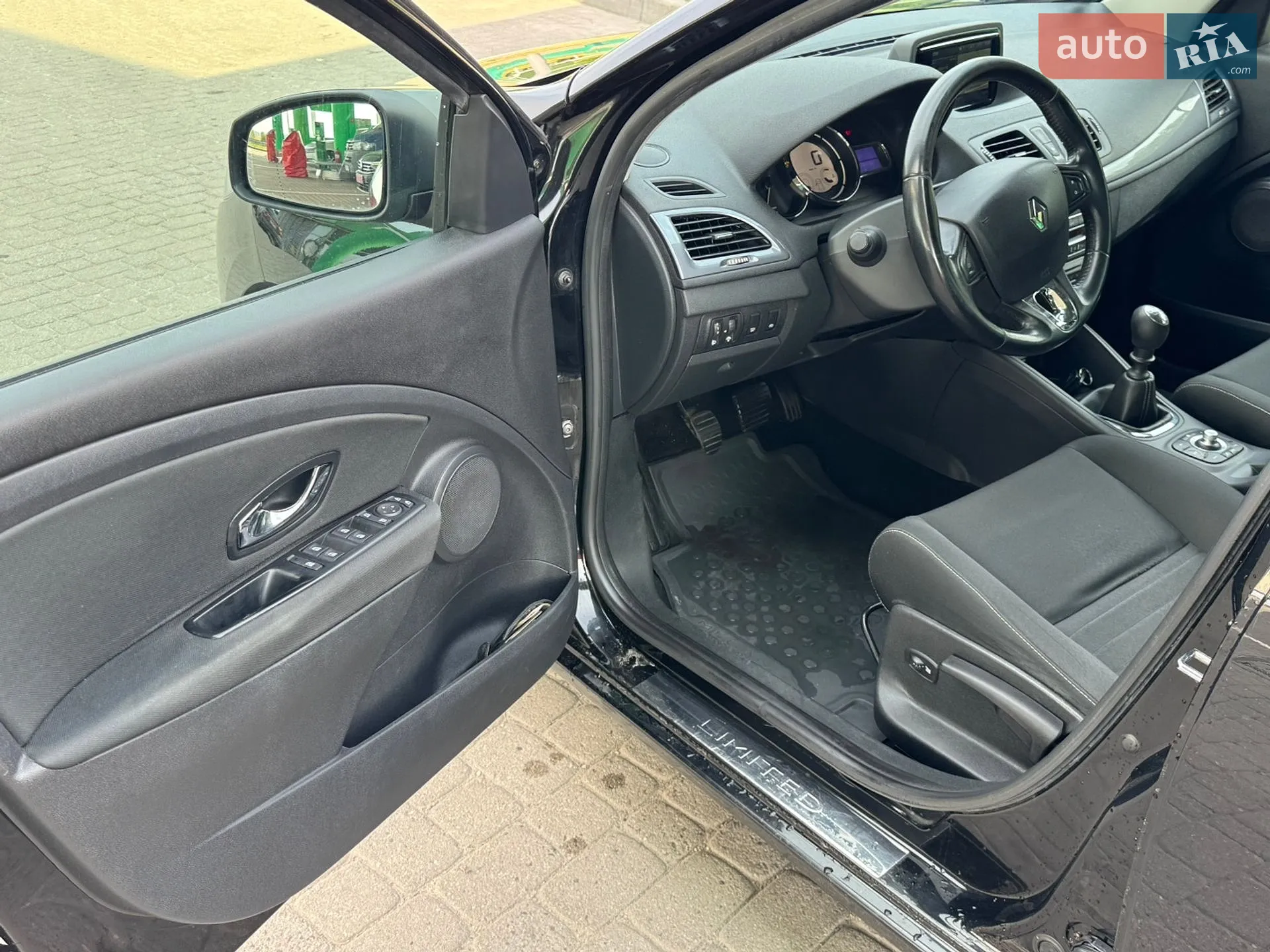 2014 Renault Megane - мініатюра 19