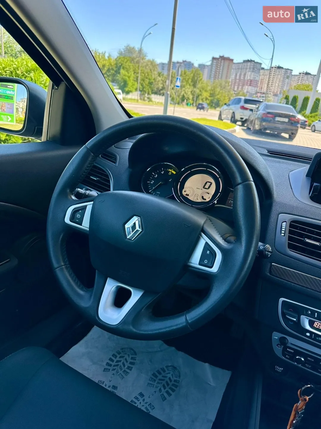 2012 Renault Megane - мініатюра 38