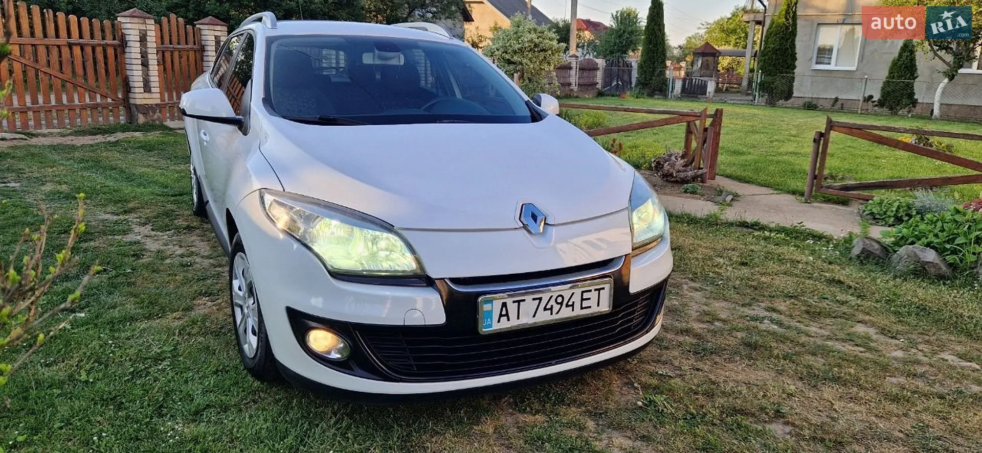 2012 Renault Megane - мініатюра 27
