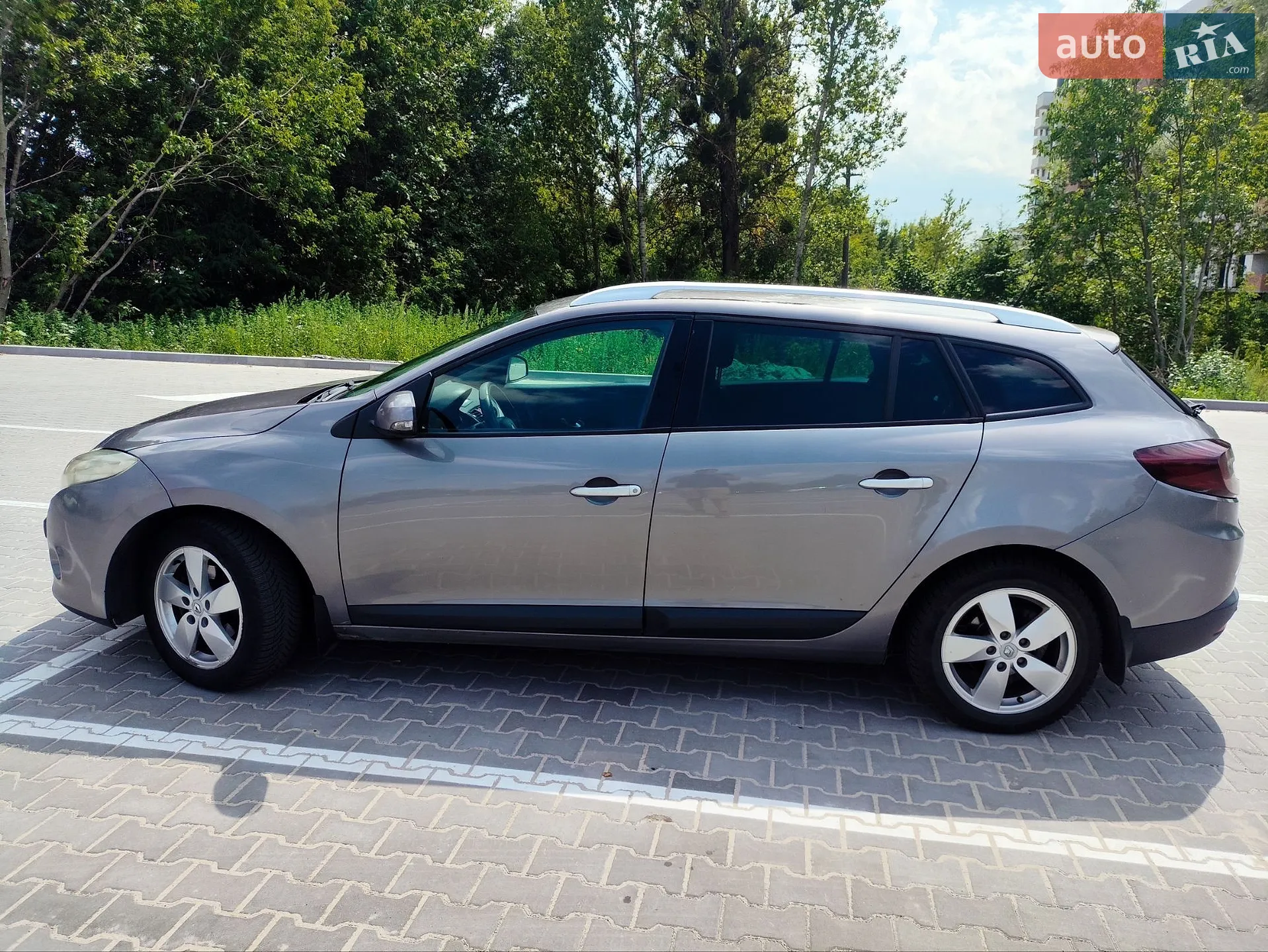 2010 Renault Megane - мініатюра 8
