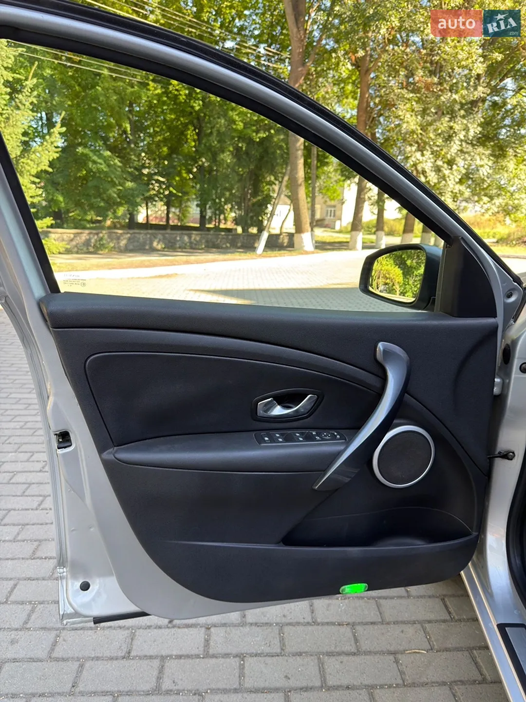 2011 Renault Megane - мініатюра 18