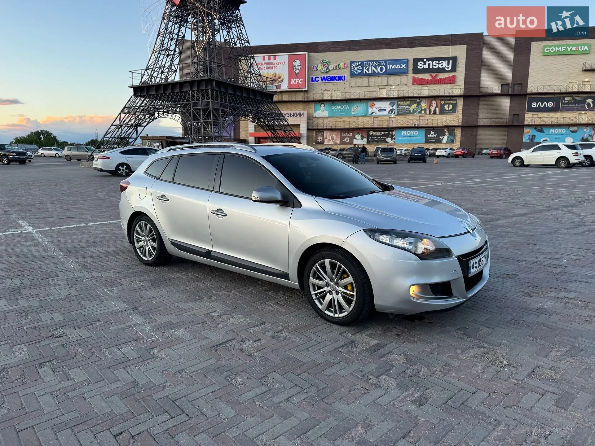 2011 Renault Megane - фото 1