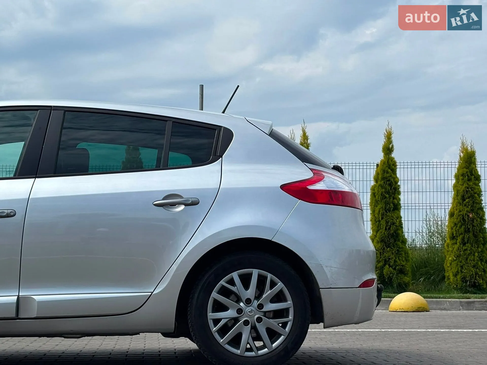 2013 Renault Megane - мініатюра 12