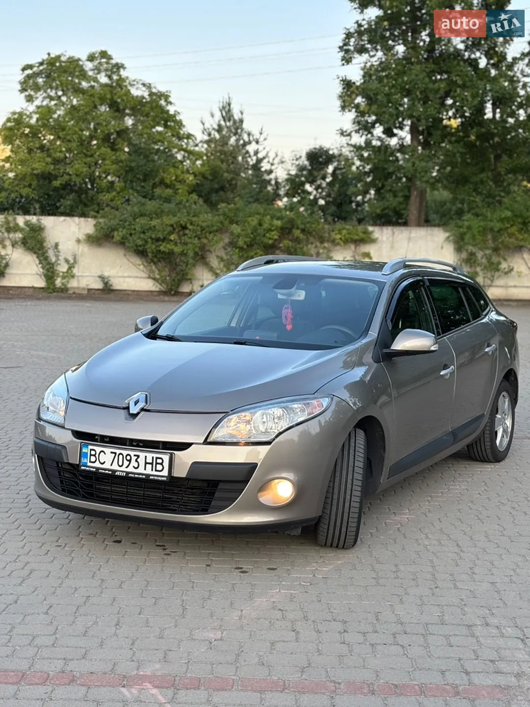 2011 Renault Megane - мініатюра 2