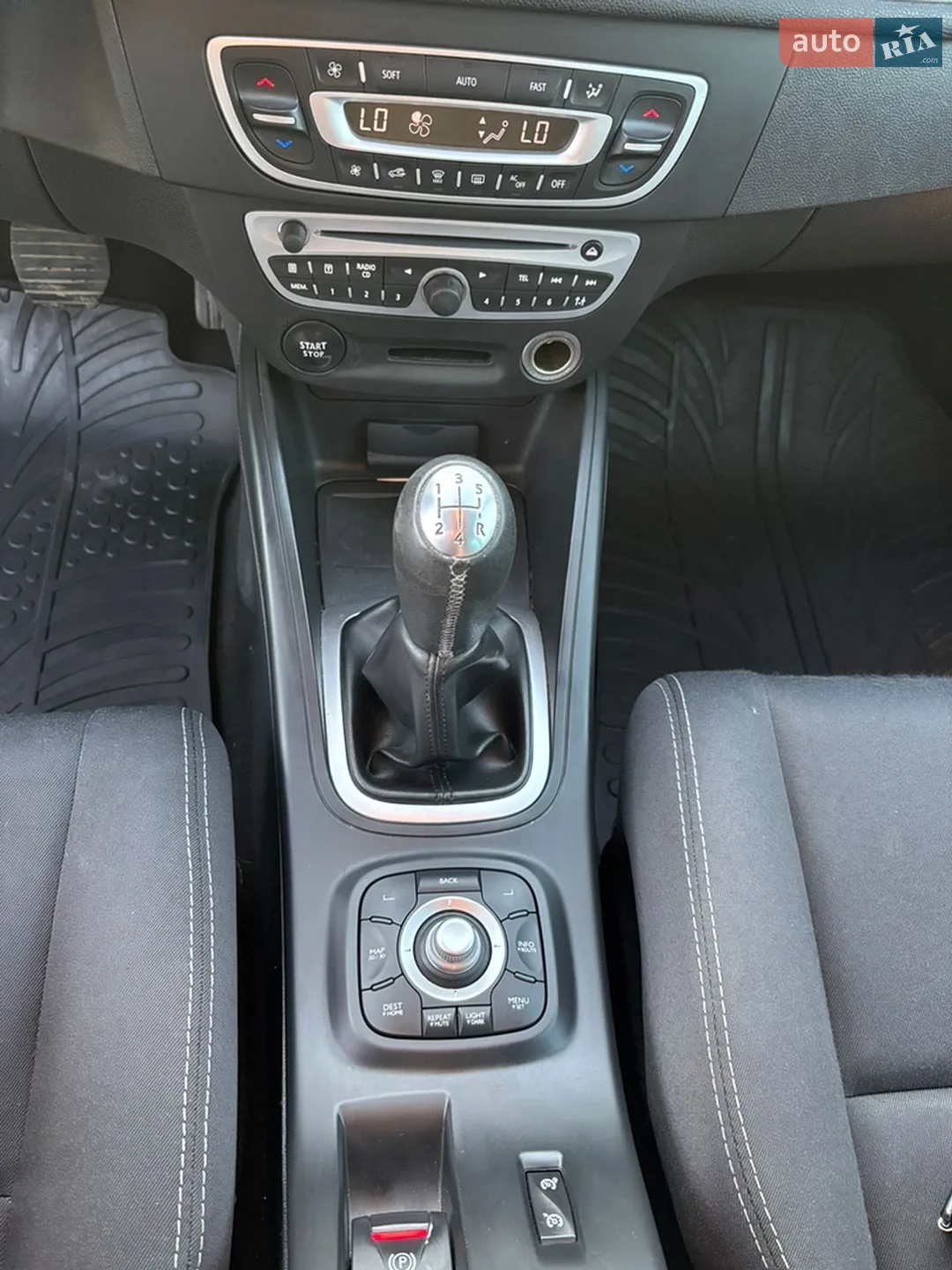 2011 Renault Megane - мініатюра 10