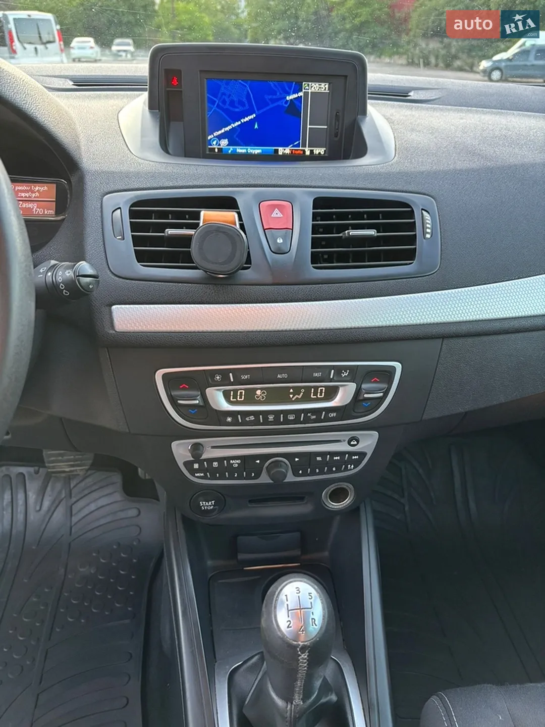 2011 Renault Megane - мініатюра 11